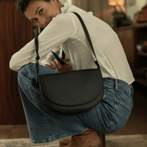 MONK & ANNA kabelka Half moon Soma - black