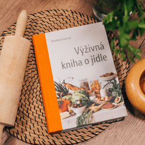 EUROMEDIA GROUP Výživná kniha o jídle