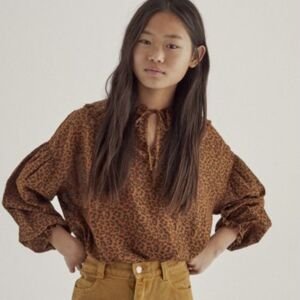 THE NEW SOCIETY Halenka - Federica Velikost: 6y